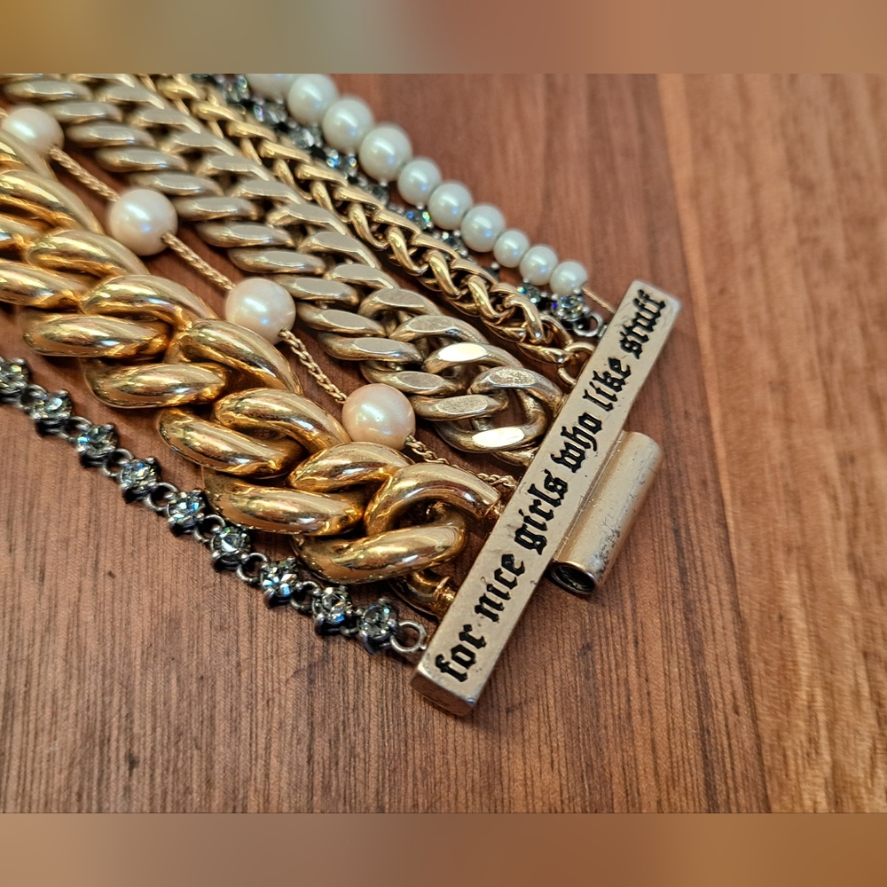 😍 Vintage Juicy Couture Gold, Pearl Multi-Chain Link Bracelet W/ Pin Closure 👑